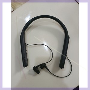 SONY降噪耳机 WL-1000X，功能正常，左边耳机螺丝那