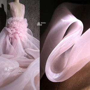 粉水光 淡粉色欧根纱透视闪光网布亮光婚礼服网纱布料设计师面料