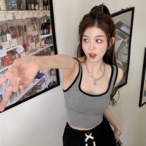 性感运动背心女