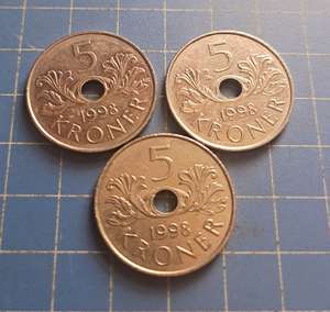 挪威 圆孔5克朗硬币 品相版本年份如图 8元一枚