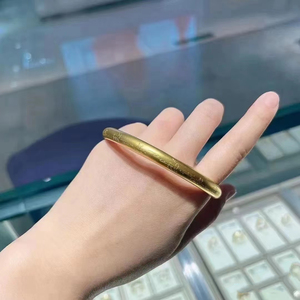 周大福传承九色鹿 福禄双全手镯 足金 黄金 计价 克减80 专柜正品