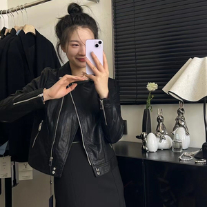 2024年新款时尚韩版黑色短款皮衣女外套修身PU机车服女士复古夹克