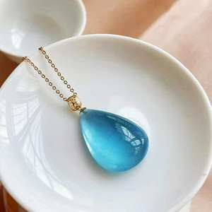 海蓝宝水滴吊坠