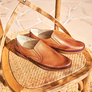 pikolinos派高雁春季擦色牛皮圆头平跟套脚休闲男鞋ps18302