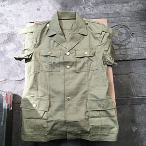 87式土黄色全棉短袖t恤君迷老式针织弹力短袖汗衫夏季圆领t恤男女2人