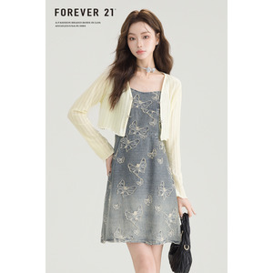 Forever21 夏季新款印花设计感牛仔吊带连衣裙女长袖短开衫两件套