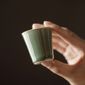越窑青瓷中式复古风直口品茗杯 宋韵小号龙泉青瓷陶瓷茶杯单杯