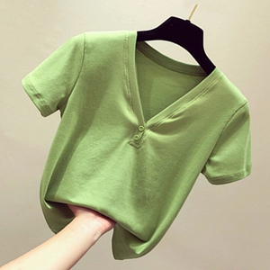 果绿色上衣女抹茶绿