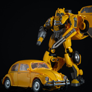 变形玩具金刚大黄蜂放大合金版男孩儿童益智甲壳虫汽车机器人模型