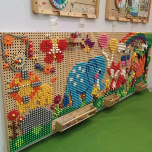 幼儿园拼插积木墙面玩具走廊益智建构百变插孔墙上游戏stem洞洞墙