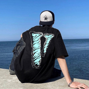 VLONE SALUTE涂鸦手绘大V夏季美式小众潮牌宽松情侣纯棉短袖T恤男