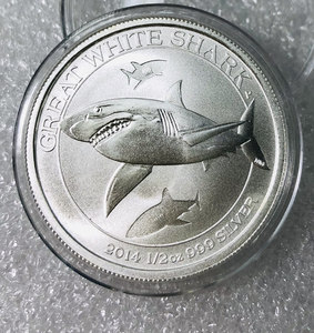 2014年澳大利亚1/2鲨鱼银币 大白鲨银币