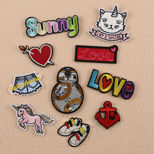 刺绣花独角兽英文字母鞋爱心布贴个性微章修复补丁贴服装辅料配饰