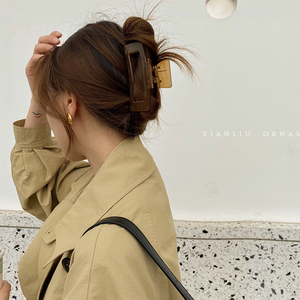 后脑勺大号鲨鱼夹抓夹气质高级感盘发夹子头饰发夹2022年网红新款