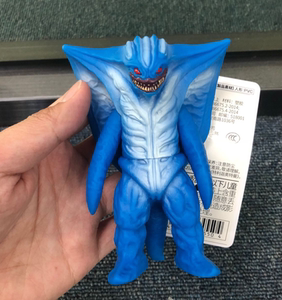 bandai万代特利迦奥特曼系列500 加佐特怪兽型软胶人偶