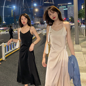 配小西装外套真丝吊带连衣裙女夏季显瘦收腰醋酸缎面高端气质长裙