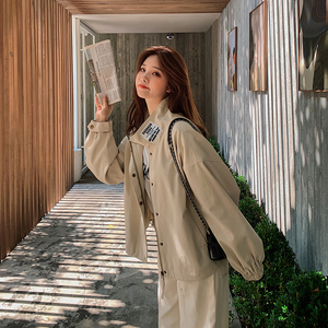 米色棒球服女韩版