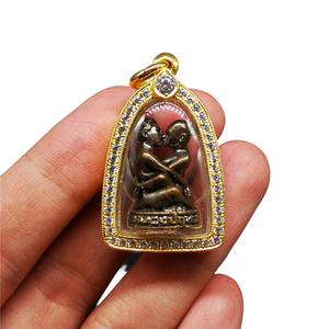 泰国佛牌实体店 龙婆烈阿赞并2541 2542 燕通 萨玛空鉴定卡