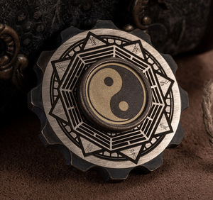 维京海盗指尖陀螺纯铜拼装旋转手指玩具成人edc减压陀螺八卦玩具