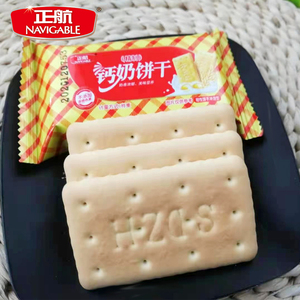 正航精制钙奶饼干韧性饼干冲泡型早餐代餐饼干休闲零食食品小包装