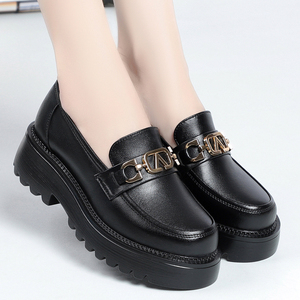 蜘蛛王女鞋春季新款真皮乐福鞋女厚底妈妈鞋软底皮鞋牛皮大码单鞋