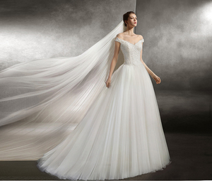 卡肩婚纱女2022新款新娘主纱大拖尾高级质感小个子礼服无袖