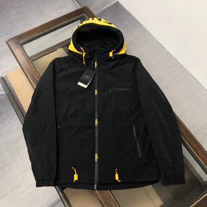 香港购fendi 芬迪 春新款小怪兽眼睛连帽夹克外套冲锋衣风衣男装
