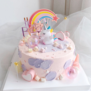 独角兽公仔蛋糕装饰摆件儿童生日创意甜品台云朵热气球插件配饰