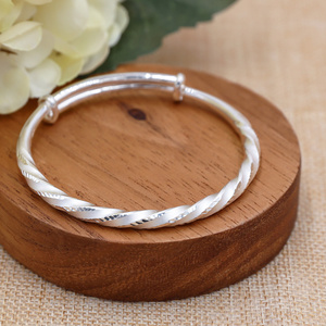 实心个性手镯银品扭丝哑光镯子古法素银女妈妈款小v饰品旗帜店68