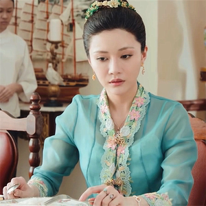 小娘惹黄美玉同款花卉刺绣花边复古v领修身显瘦薄款开衫衬衫上衣