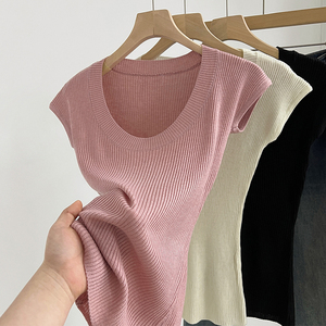 粉色U领短袖针织衫女夏季韩系高级感设计感低领锁骨修身显瘦上衣