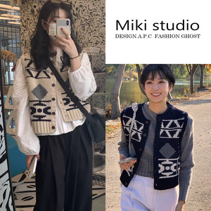 Miki studio定制东大门 复古几何提花菱格 单排扣针织 背心马甲女