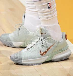nike lbj 13 耐克篮球鞋詹姆斯使节低帮实战紫禁重器 cq9329