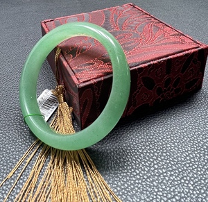 顺程翡翠淘宝顺程美玉高端珠宝独龙玉云南怒江冰飘花玉石玉镯子女