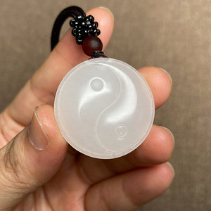新疆和田玉籽料白玉太极八卦吊坠男女款挂件玉石项链玉佩挂坠珠宝