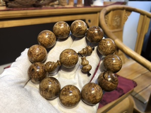 海南坡垒木精品满溜疤20mm手链油性之王椰奶香味秒沉水重61.5克.