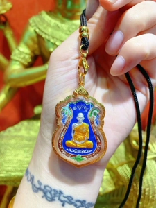 泰国佛牌真品 龙婆瑞 2559舍玛自身 张云雷同款 金壳 带卡