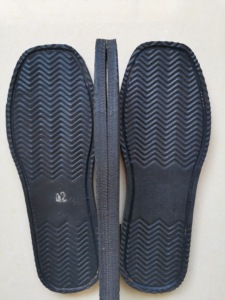 黑色轮胎底鞋底穿着舒适报废轮胎凉拖鞋泡沫复合防滑耐磨防扎脚