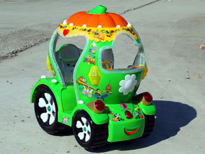 新款皮皮狗南瓜屋南瓜车飞机摇摆机摇摇车|厂家直销品质保证