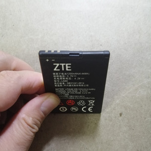 zte 中兴 l688手机电池 电板 1200毫安 卡口电池