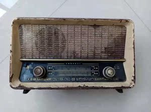 古董老式电子管收音机戏匣子怀旧影视道具美多652.3.4型