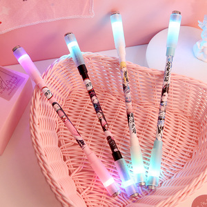 卡通灯光转转笔动漫周边发光中性笔学生学习考试办公可换签字笔