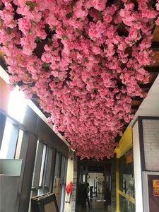 仿真樱花桃花枫叶吊顶室内顶部装饰复古假花藤条吊花网红餐厅创意