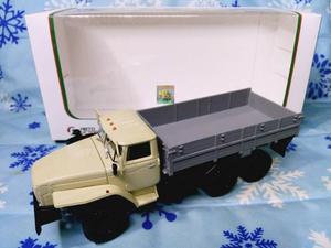 1:43 卡车 货车 泥头车 运输车 工程车模型 43202-31 俄罗斯