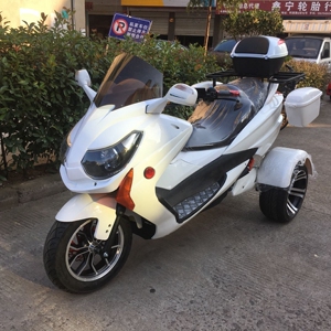 三轮电动72v跑踏板马杰斯特电动摩托车电池全地形赛沙滩车