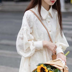 灯笼袖娃娃衫裙