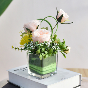 玻璃方杯桌花