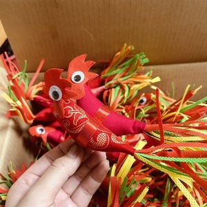 宝宝迎春鸡打春鸡手工公鸡立春鸡缝制挂件孩子配戴棉布布艺鸡摆件