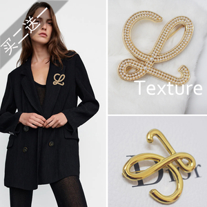 罗 时尚l字母复古珍珠镂空罗意威胸针别针女百搭大气高档奢华发夹