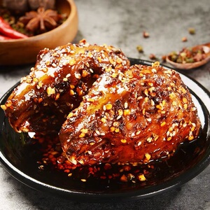 拍2件包邮牛小福四川特色小吃自贡美食零食兔肉类卤辣味经典兔头